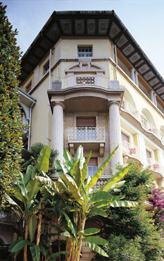 img-grand-hotel